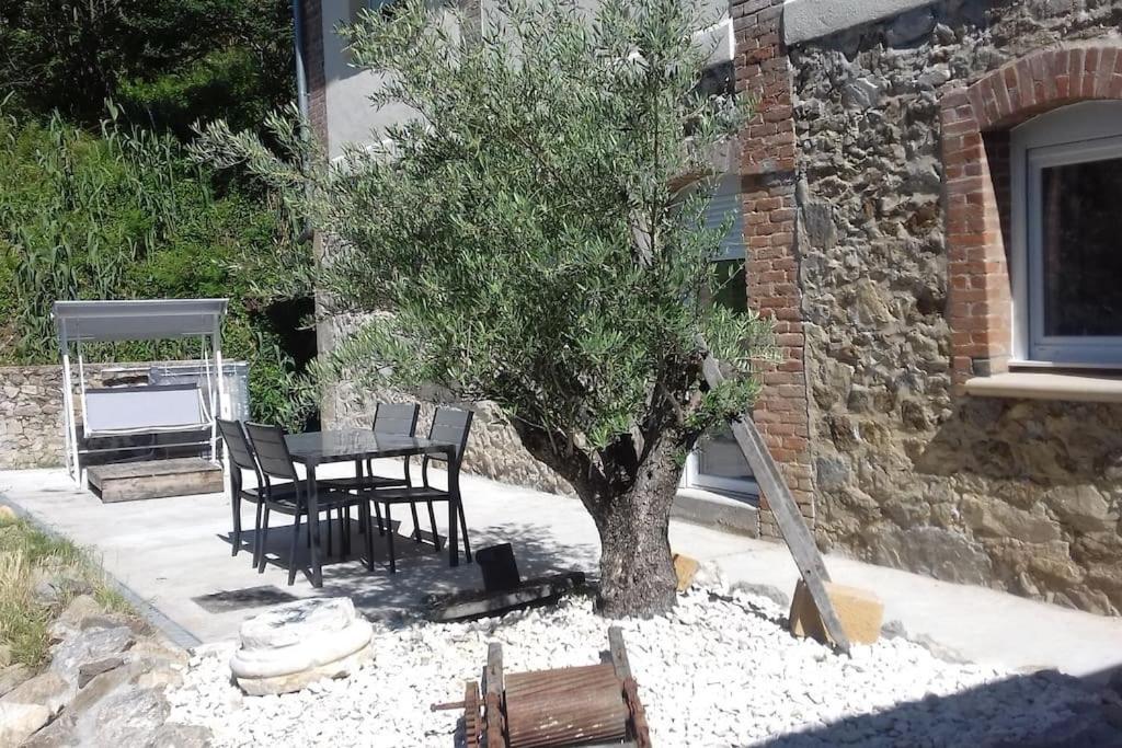 4 Personnes Au Calme Et Confort Saint-Vallier (Drome)